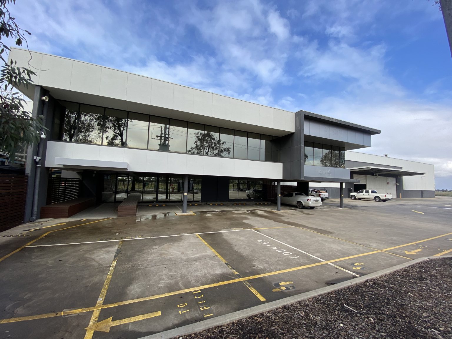 Melbourne, VIC Lloyds Auctions Australia Auctioneers & Asset