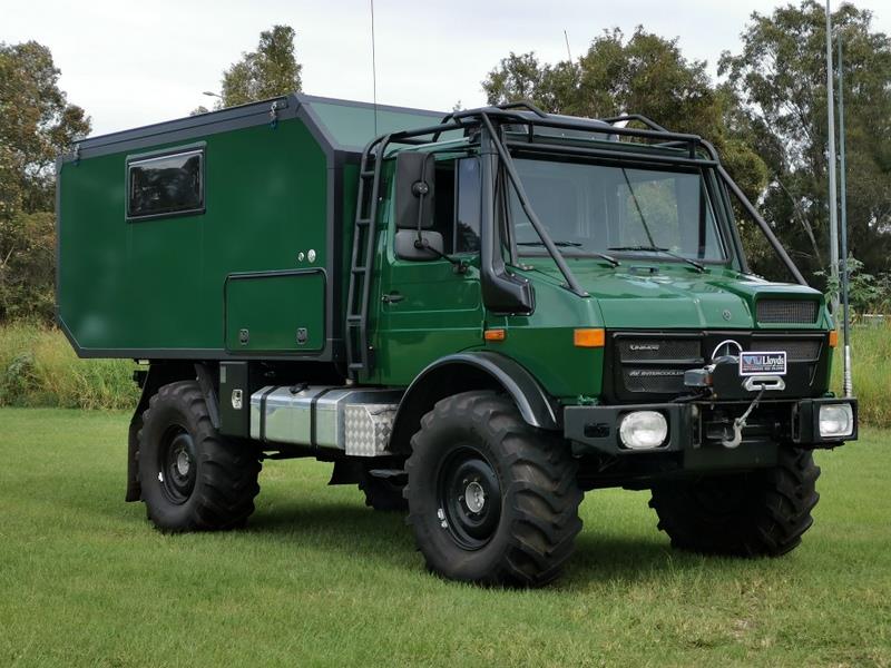 EX Military Army Tanks are Set to Fire Under The Hammer - Lloyds ...