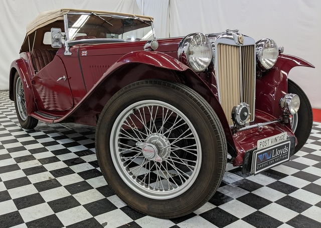 December Classic Car Auction Recap - Lloyds Auctions Australia